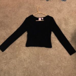 Fuzzy black cropped sweater